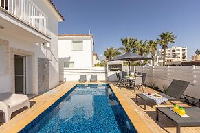 Protaras Villa Cemelia