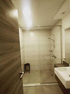 Stunning 1B With Balcony & City View - dubai