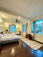 Seahome Boutique Hotel