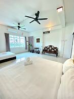 Seahome Boutique Hotel