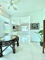 Seahome Boutique Hotel