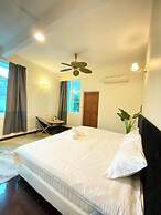 Seahome Boutique Hotel