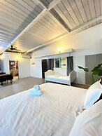 Seahome Boutique Hotel