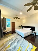 Seahome Boutique Hotel