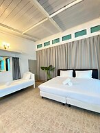 Seahome Boutique Hotel