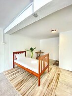 Seahome Boutique Hotel