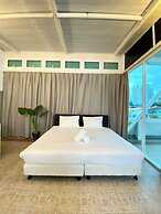 Seahome Boutique Hotel