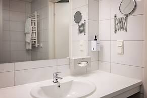 Injoy Premium Hotel Solna