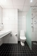Injoy Premium Hotel Solna