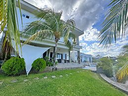 Lakeview Granada Hotel Boutique