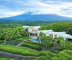 Lakeview Granada Hotel Boutique