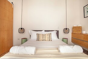 Bright & sweet unit in middle Polanco