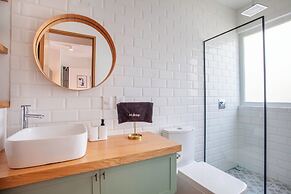 Bright & sweet unit in middle Polanco