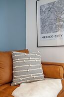 Bright & sweet unit in middle Polanco