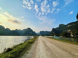 Trang An Pristine View Homestay