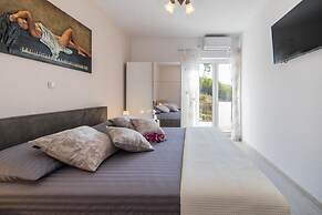 Apartment Tafra 2