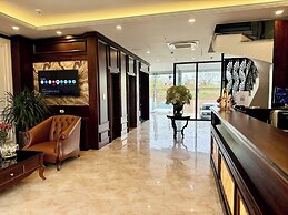 Luxury Hanoi Hotel