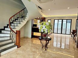 Luxury Hanoi Hotel