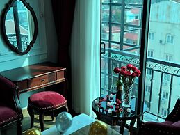 Luxury Hanoi Hotel