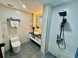Luxury Hanoi Hotel