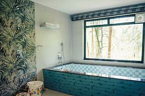 Wilderness camp Resort Pench