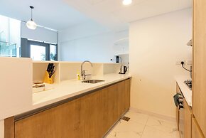 Bloomfields Iconic 2BR Duplex Apartment