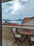 Villa Lustro