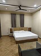 Hotel Prakhyat