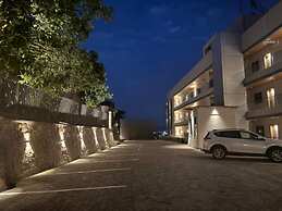Amaltas The View - Bespoke Hotel Apartment