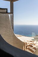 Makani Suites