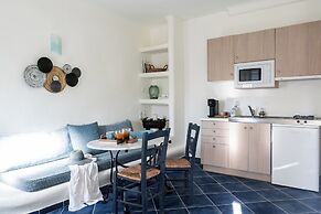 Makani Suites