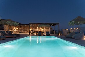 Makani Suites