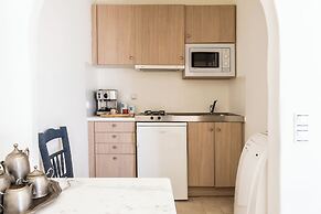 Makani Suites