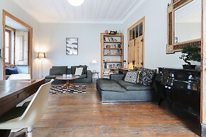 Downtown Vintage Suite III By Homing