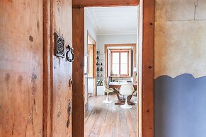 Downtown Vintage Suite III By Homing