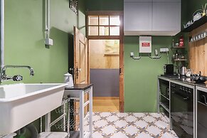 Downtown Vintage Suite III By Homing