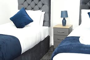 House Sleeps 5 With Garden and Parking