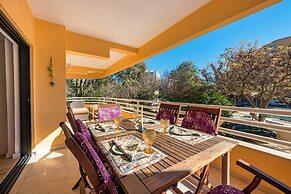 2 Bed-sleeps 4-vilamoura Beach-pool-spa-balcony