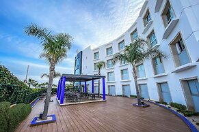 Mira Palace Hotel