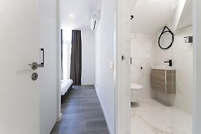 Rato Prime Terrace BY Homing