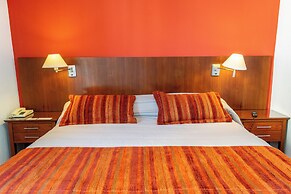 HOTEL AUGUSTUS