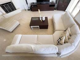 Gaia Signature With Private Pool