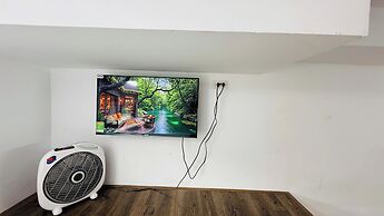Era Apartment Khuc Thua Du