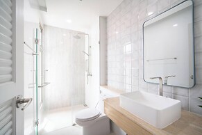 Classic Modern Pool Villas Rawai 3BR