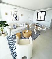 Apartamento LaViu 2Dormitorios by Croma