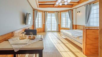 Geoje Come and Stay Pension