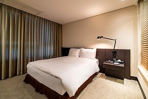 THE SKY HOTEL