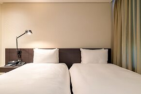 THE SKY HOTEL
