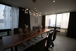 Gray Boutique hotel