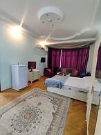 Ekm Hotel